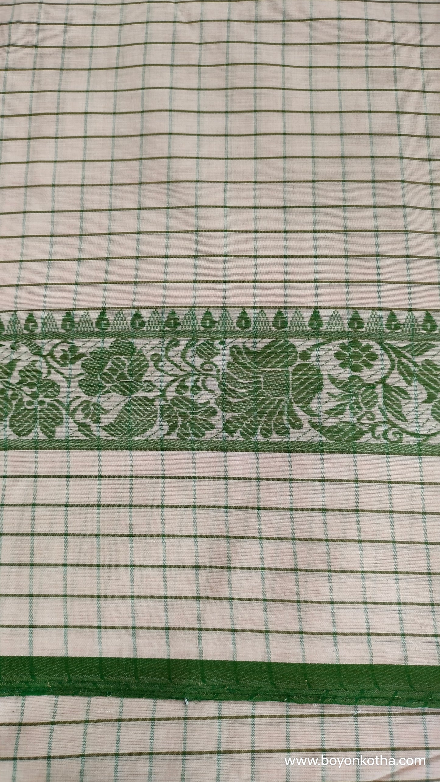 Veins of Spring – White and Green Checked Dhonekhali Handloom Cotton Saree