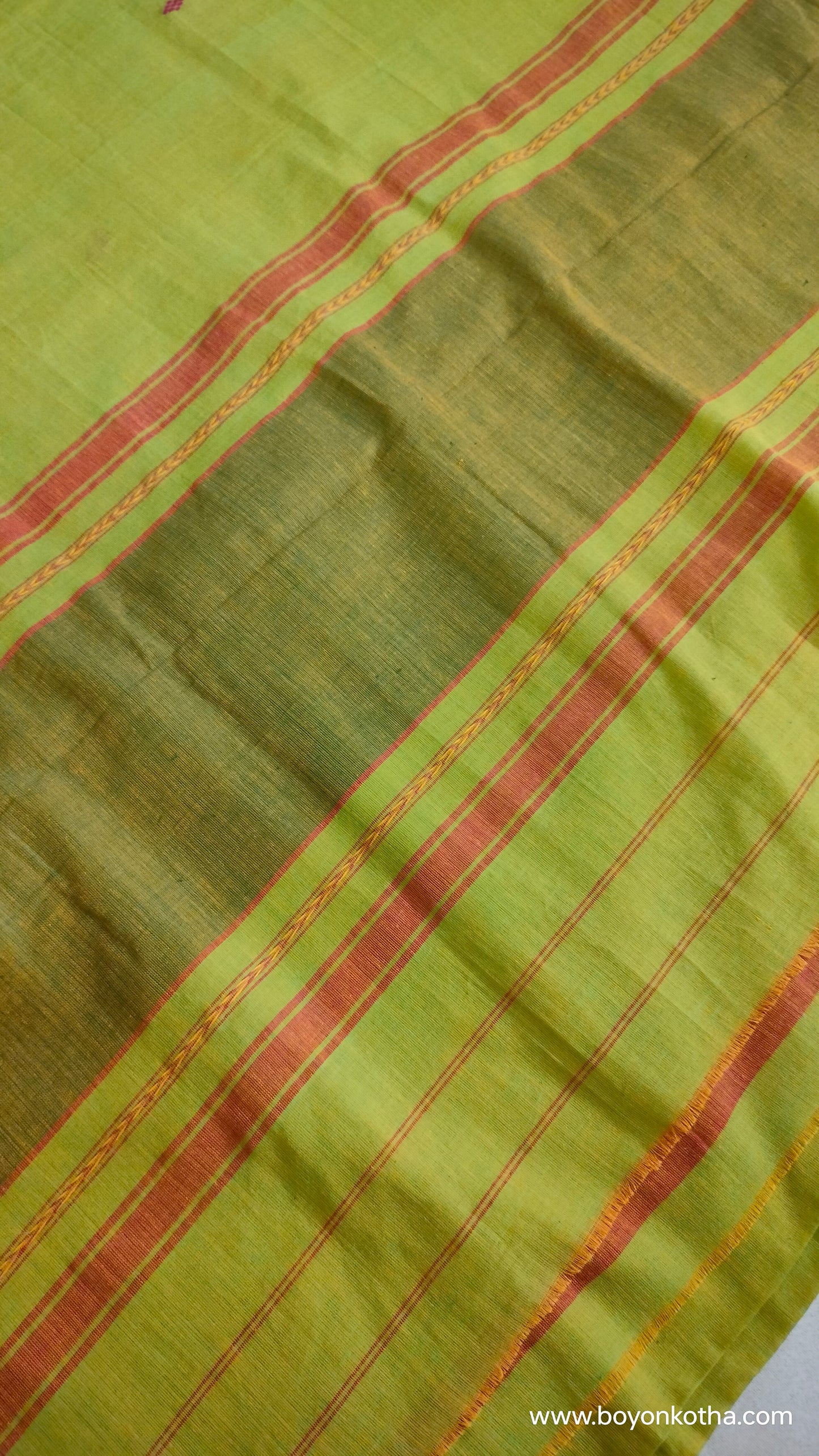 Shobuj Aalo – Green Dhonekhali Handloom Cotton Saree
