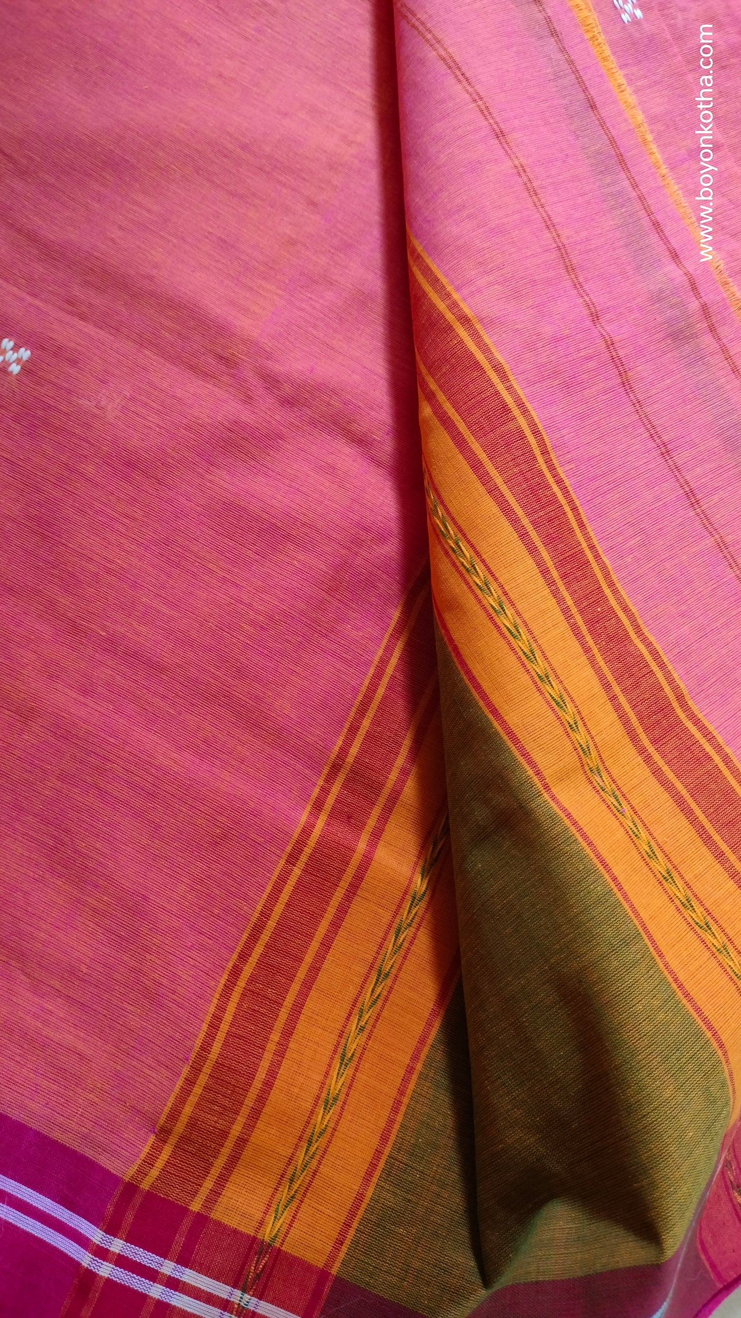 Sunset Whispers – Peach Dhonekhali Handloom Cotton Saree