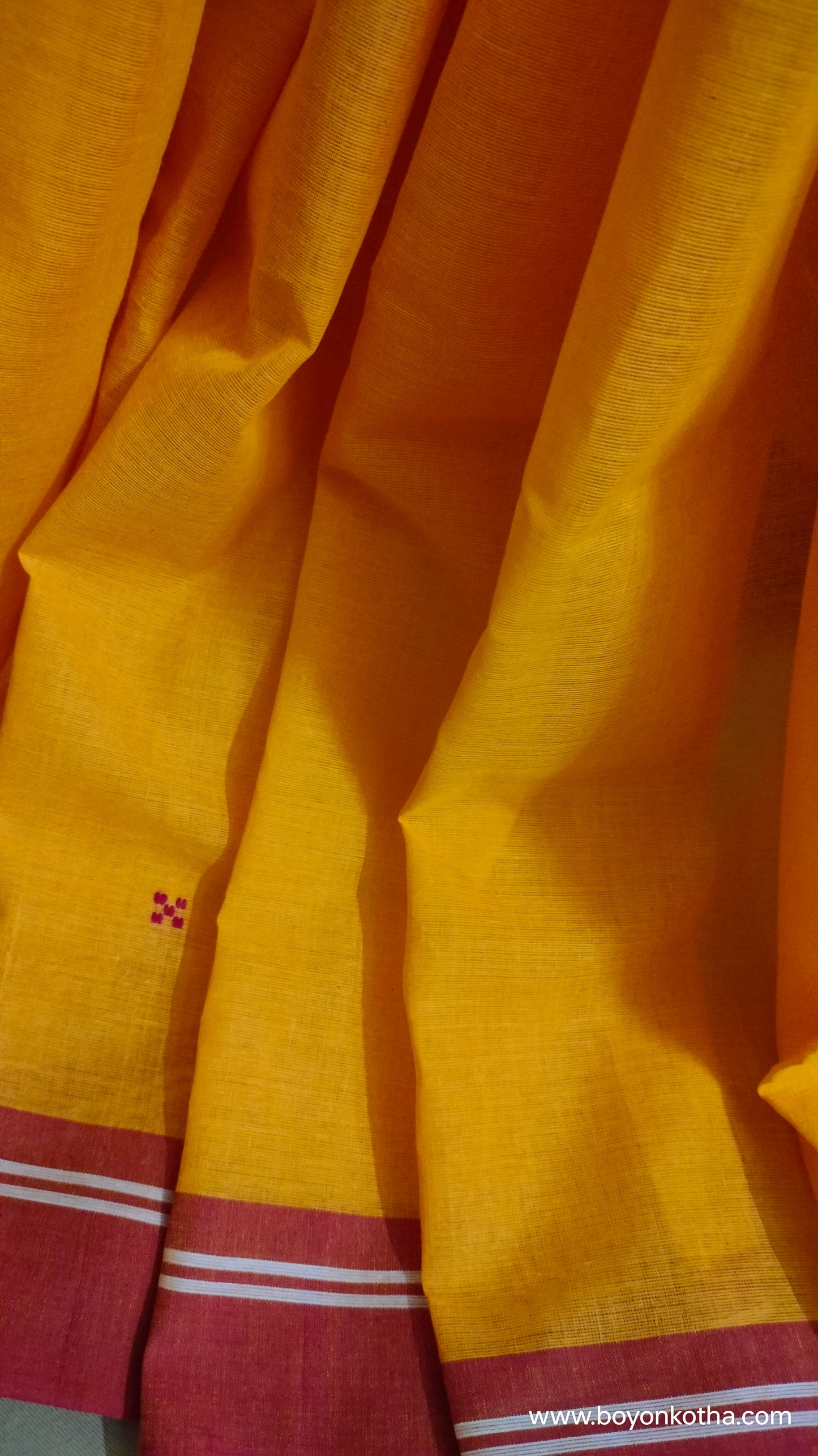 Golden Threads – Yellow Dhonekhali Handloom Cotton Saree