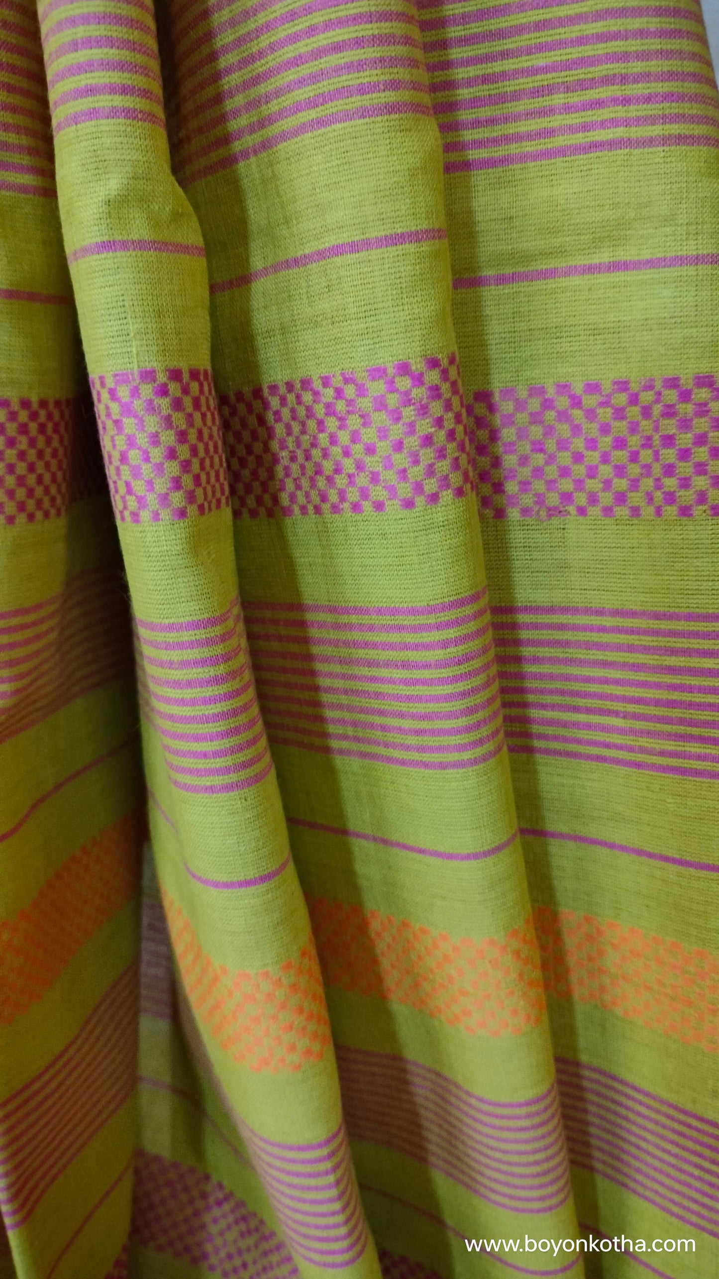 Shondher Suto - Neon Green Dhonekhali Handloom Cotton Saree