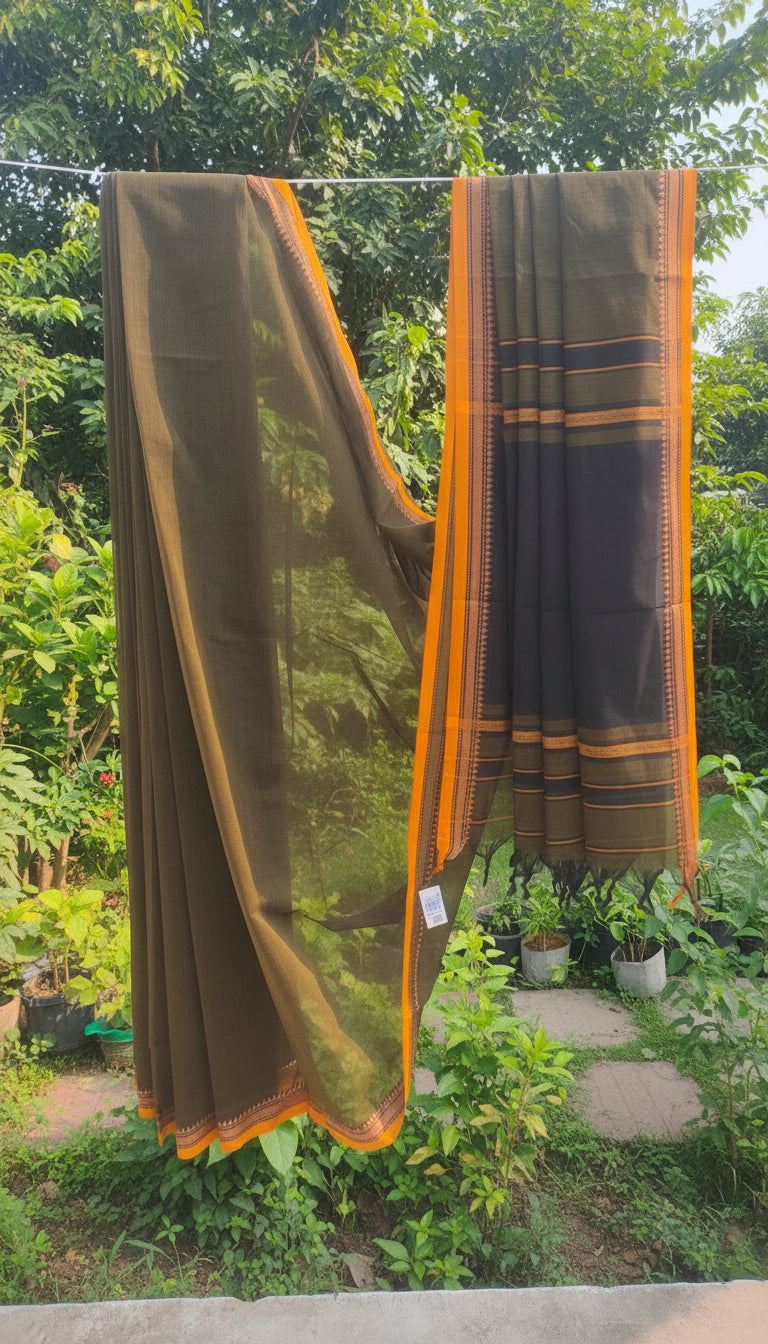 Shyamol Abha – Olive Green Dhonekhali Handloom Cotton Saree