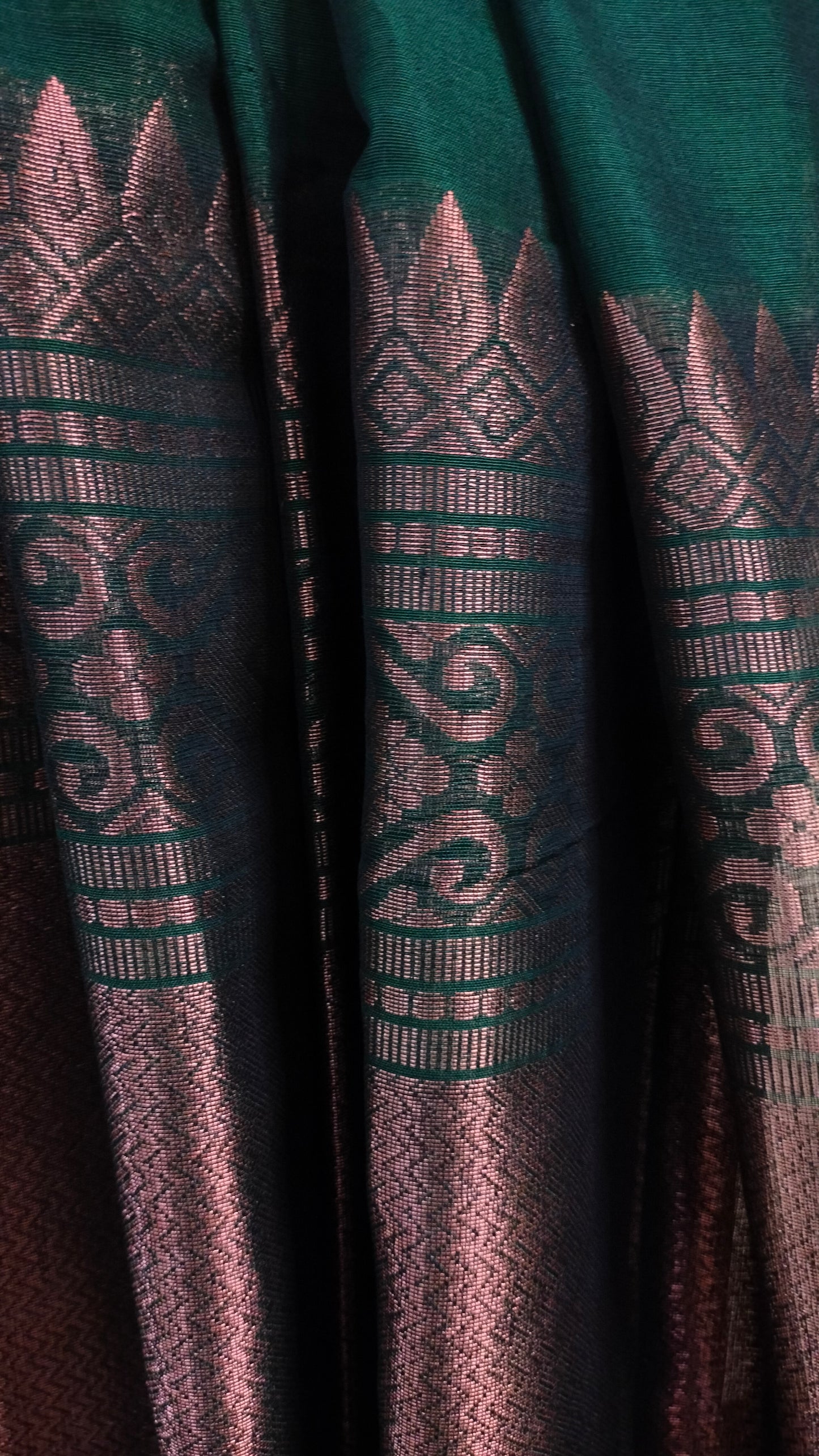 Green saree, mercerized cotton saree, with copper zari work, Bengal handloom