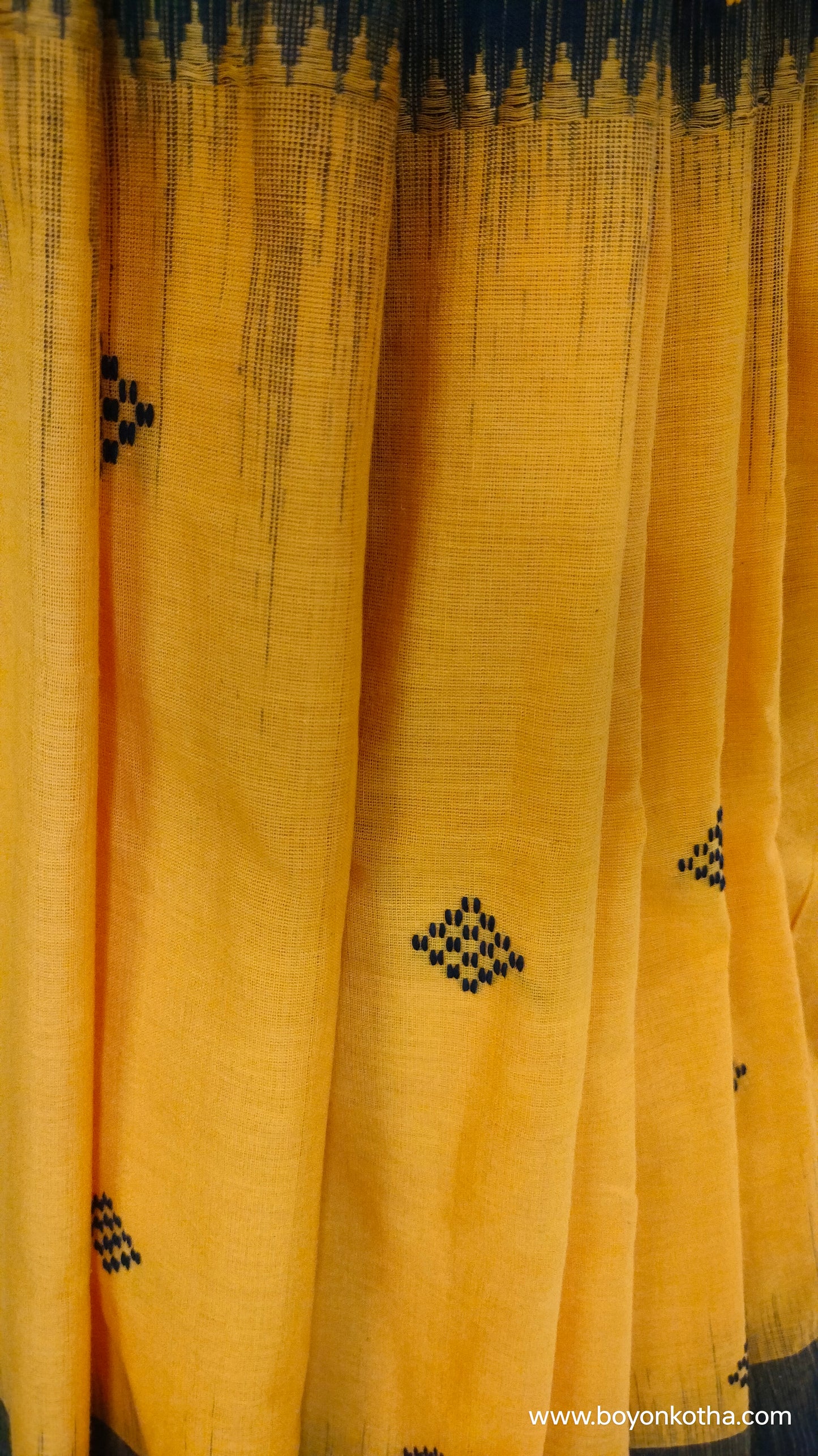 Sun & Shadow – Kacha Halud (Raw Turmeric Yellow) Dhonekhali Handloom Cotton Saree with Ikat Accents