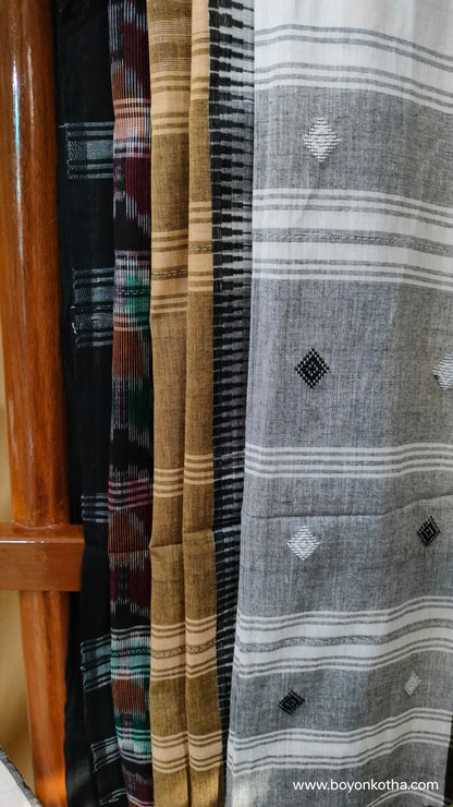 Grey Blossom - Multicolor (White, Beige, Black) Dhonekhali Handloom Cotton Saree with Ikat Accents