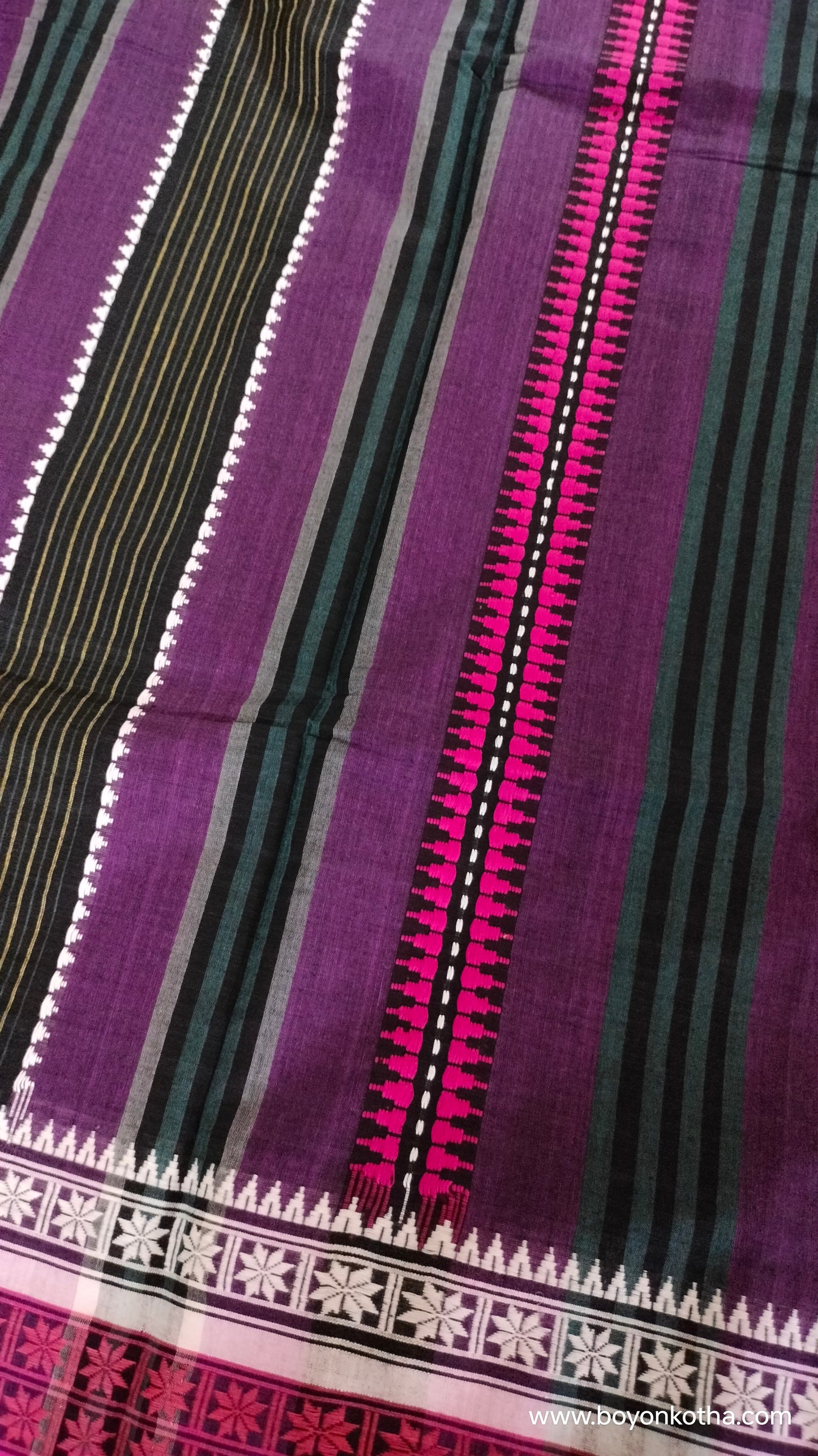 The Song of the Night - Purple Bengal Handloom Cotton Saree