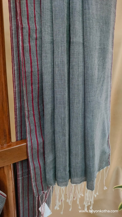 A Song in Grey - Ash Grey Bengal Handloom Cotton Saree