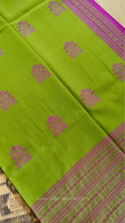 Parakeet Green handwoven mercerized cotton saree with Manipuri-inspired thread work pattern in pink. Durable, breathable Bengal handloom saree for festive wear.