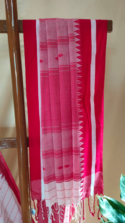 Laal Tepantar - Red and White Bengal Handloom Cotton Saree