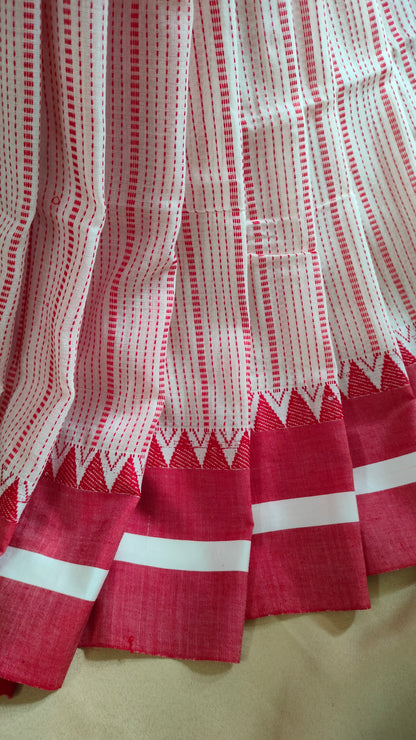 Laal Tepantar - Red and White Bengal Handloom Cotton Saree