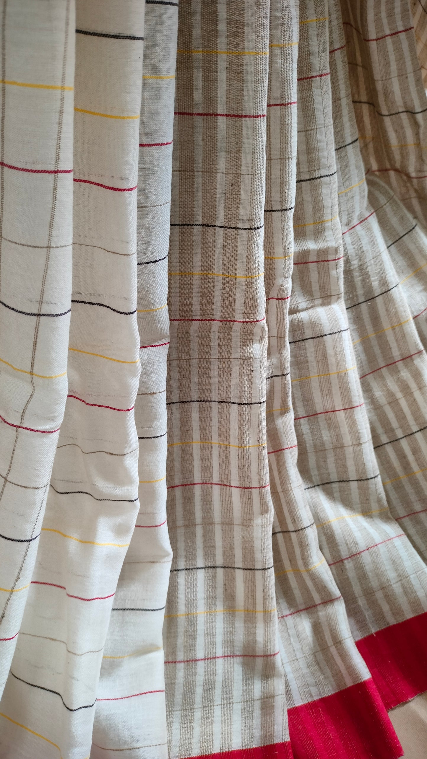 Podyorekha - Beige and Off-white Bengal Handloom Cotton Saree with Fine Line Checks
