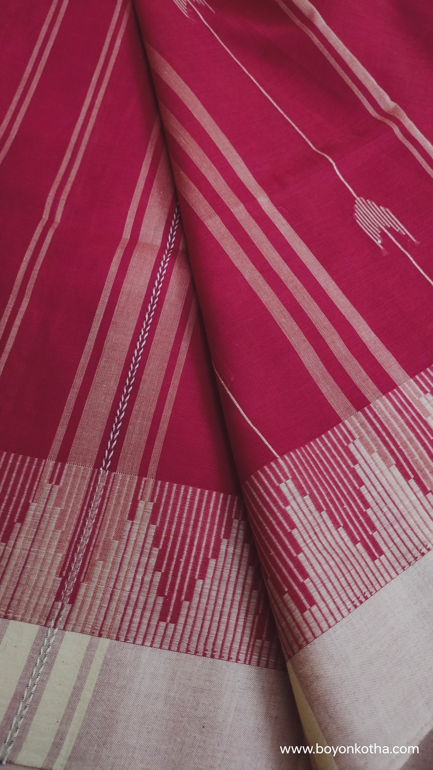 Hues of Passion - Red Jamdani-inspired Dhonekhali Handloom Cotton Saree