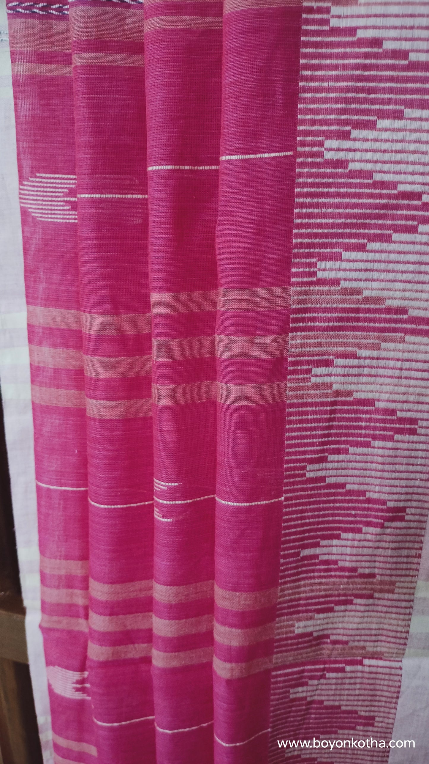Rosé Reverie - Fuschia-pink Jamdani-inspired Dhonekhali Handloom Cotton Saree