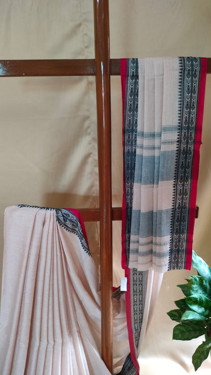 River Light – Off-white Dhonekhali Handloom Cotton Saree with Black Fish Motif Border & Red Selvedge