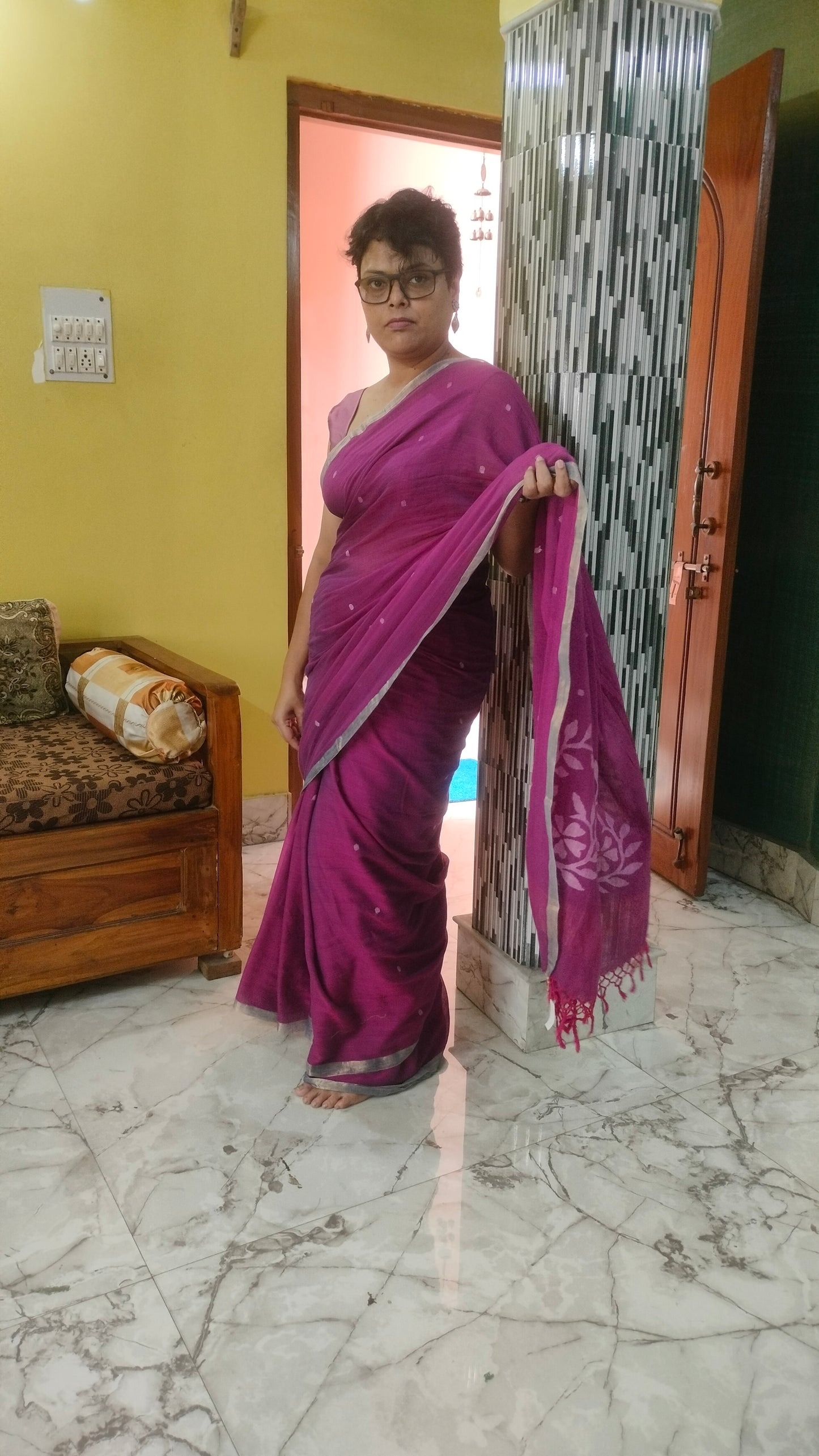 Golapi Jamini - Magenta Handwoven Mul Cotton Jamdani