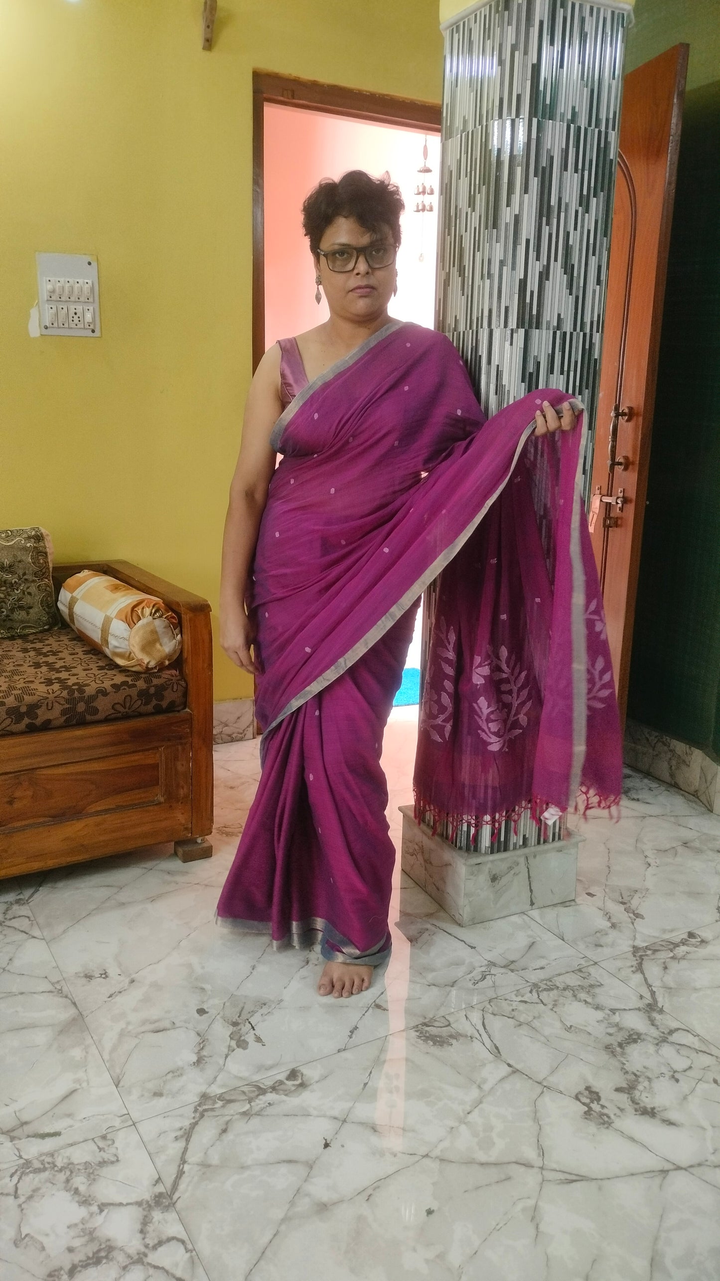 Golapi Jamini - Magenta Handwoven Mul Cotton Jamdani