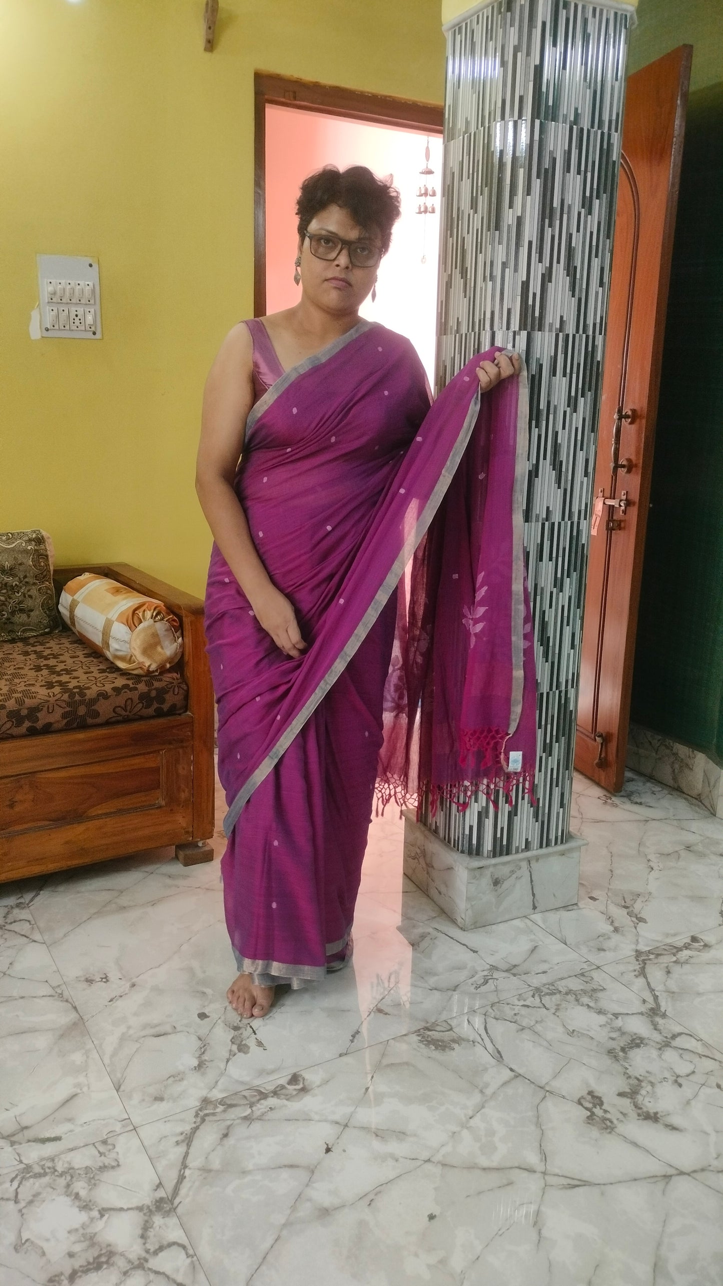 Golapi Jamini - Magenta Handwoven Mul Cotton Jamdani