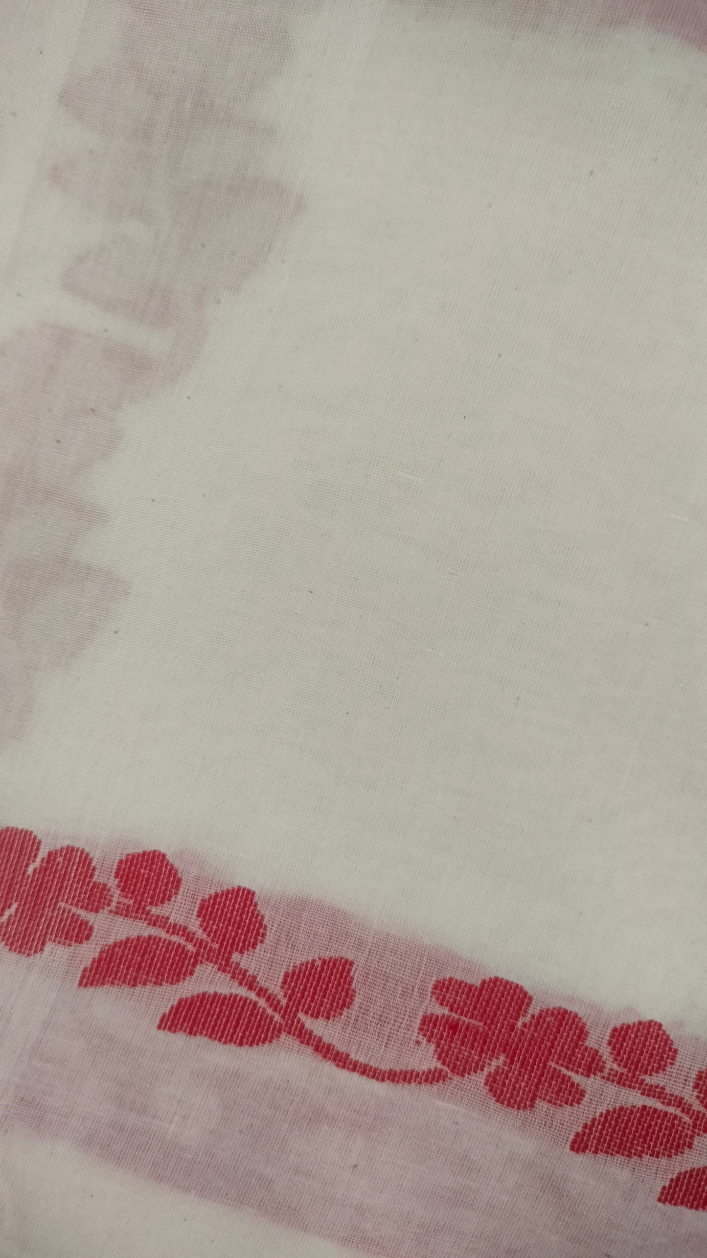 Ranga Fuler Chowa - White Handloom Cotton With Woven Red Motifs