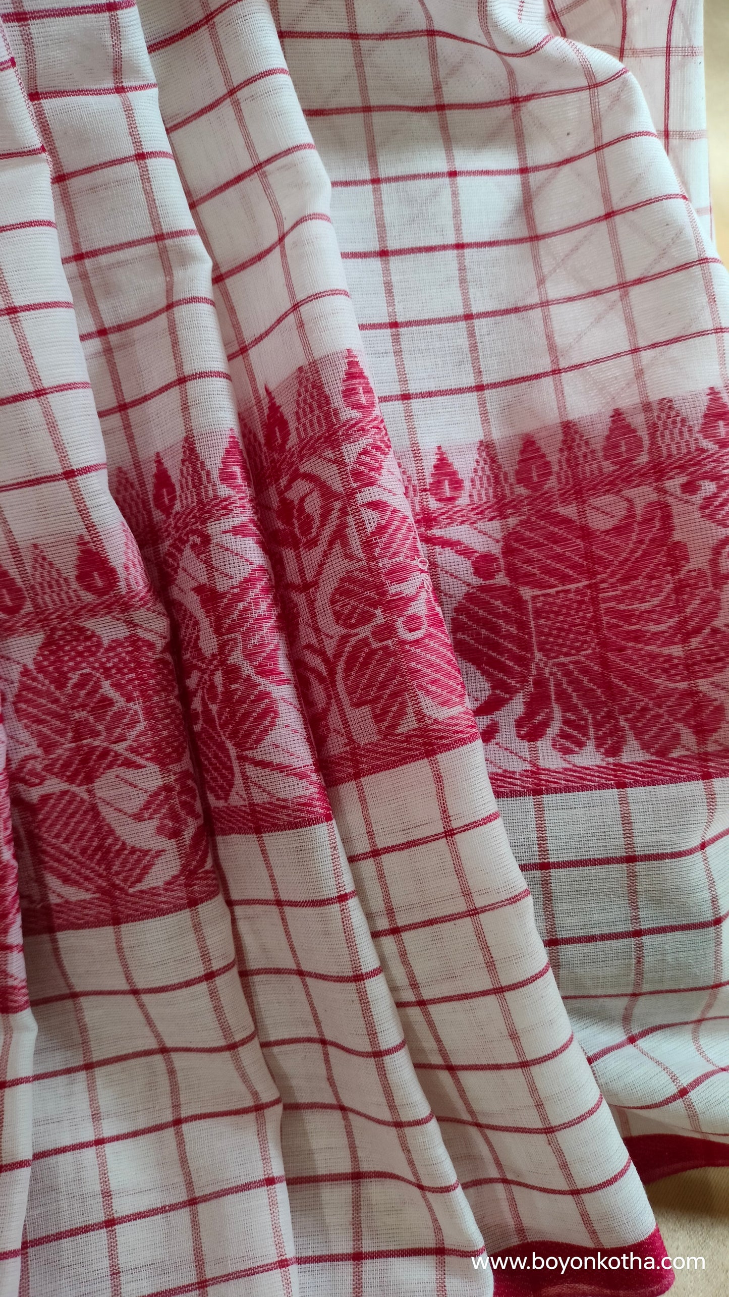 Ranga Bhor – Red and White Checked Dhonekhali Handloom Cotton Saree