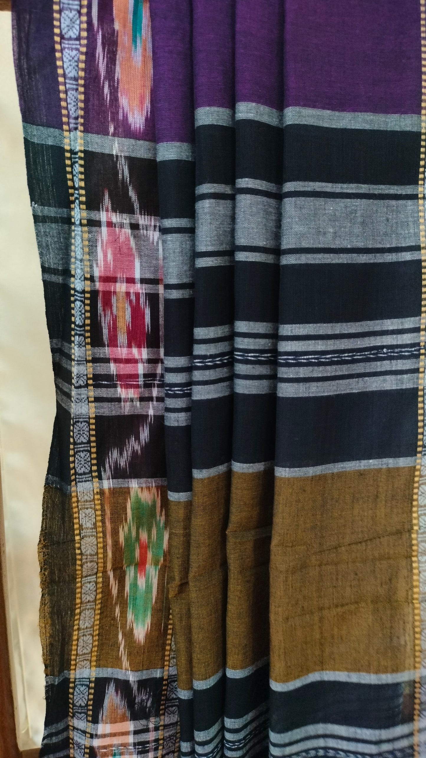 Jamini - Purple Dhonekhali Handloom Cotton Saree with Ikat-style Border