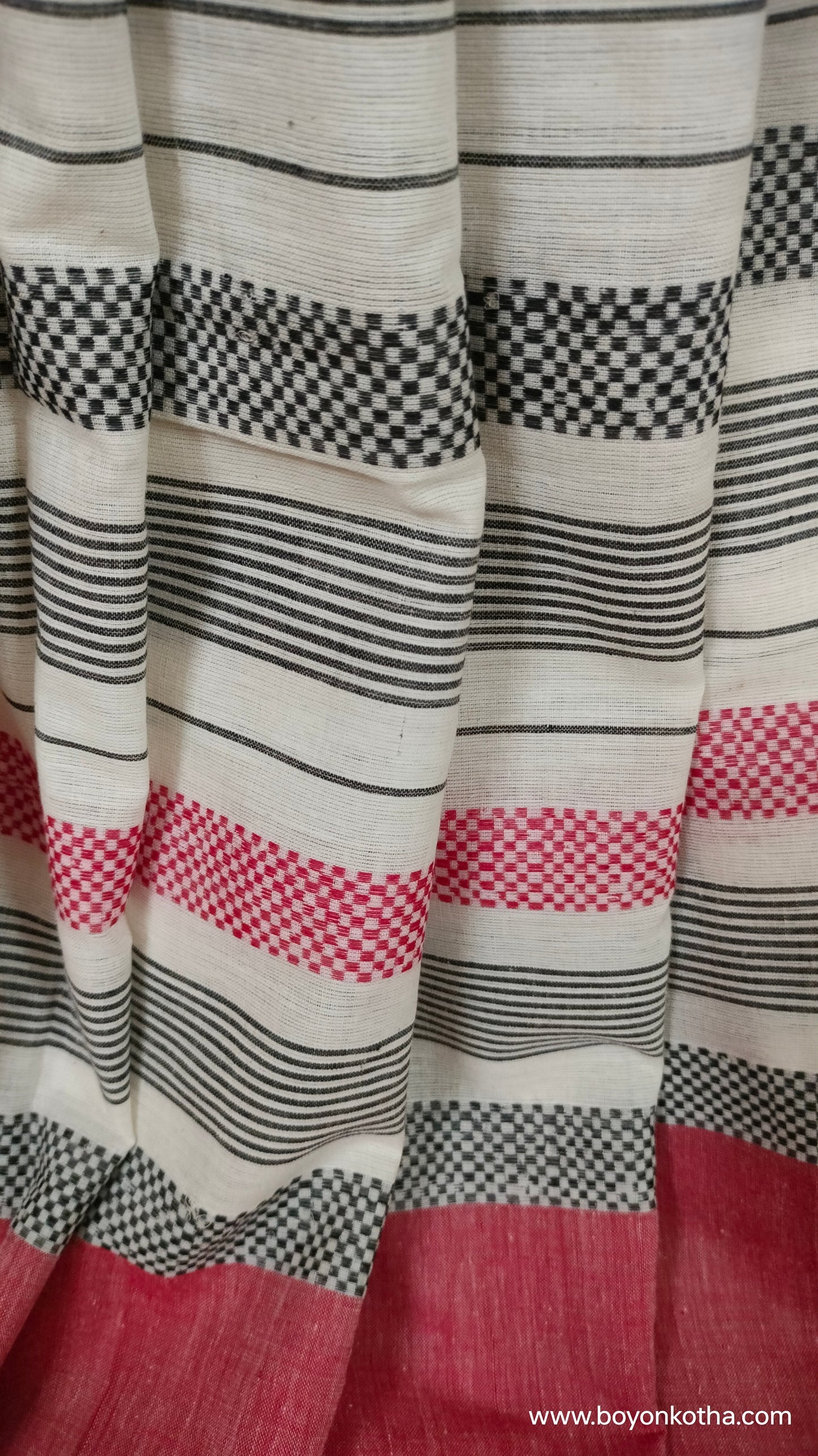 Eternal Contrast – White Dhonekhali Handloom Cotton Saree with Red and Black Woven Stripes