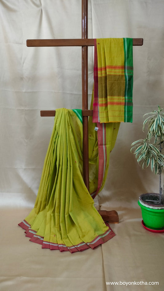 Meadow Glow – Green Dhonekhali Handloom Cotton Saree