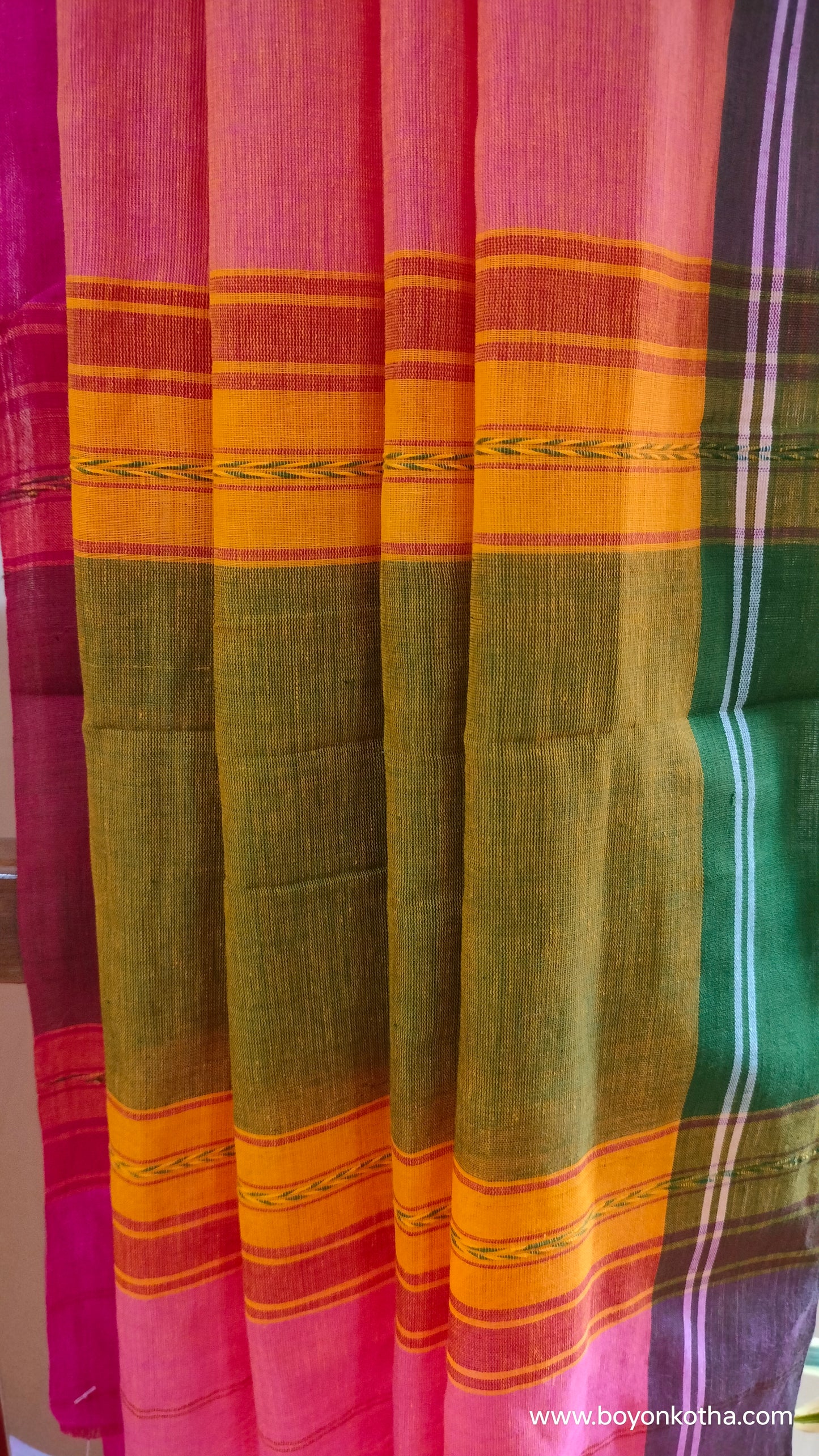 Sunset Whispers – Peach Dhonekhali Handloom Cotton Saree