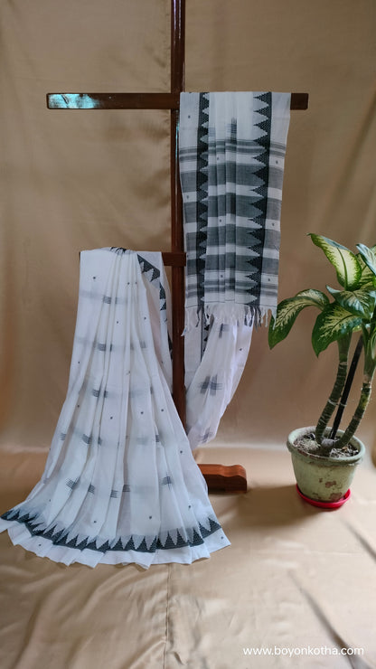 White Peaks - White and Black Dhonekhali Handloom Cotton Saree