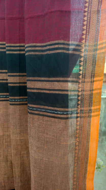 Laal Abha - Maroon Dhonekhali Handloom Cotton Saree