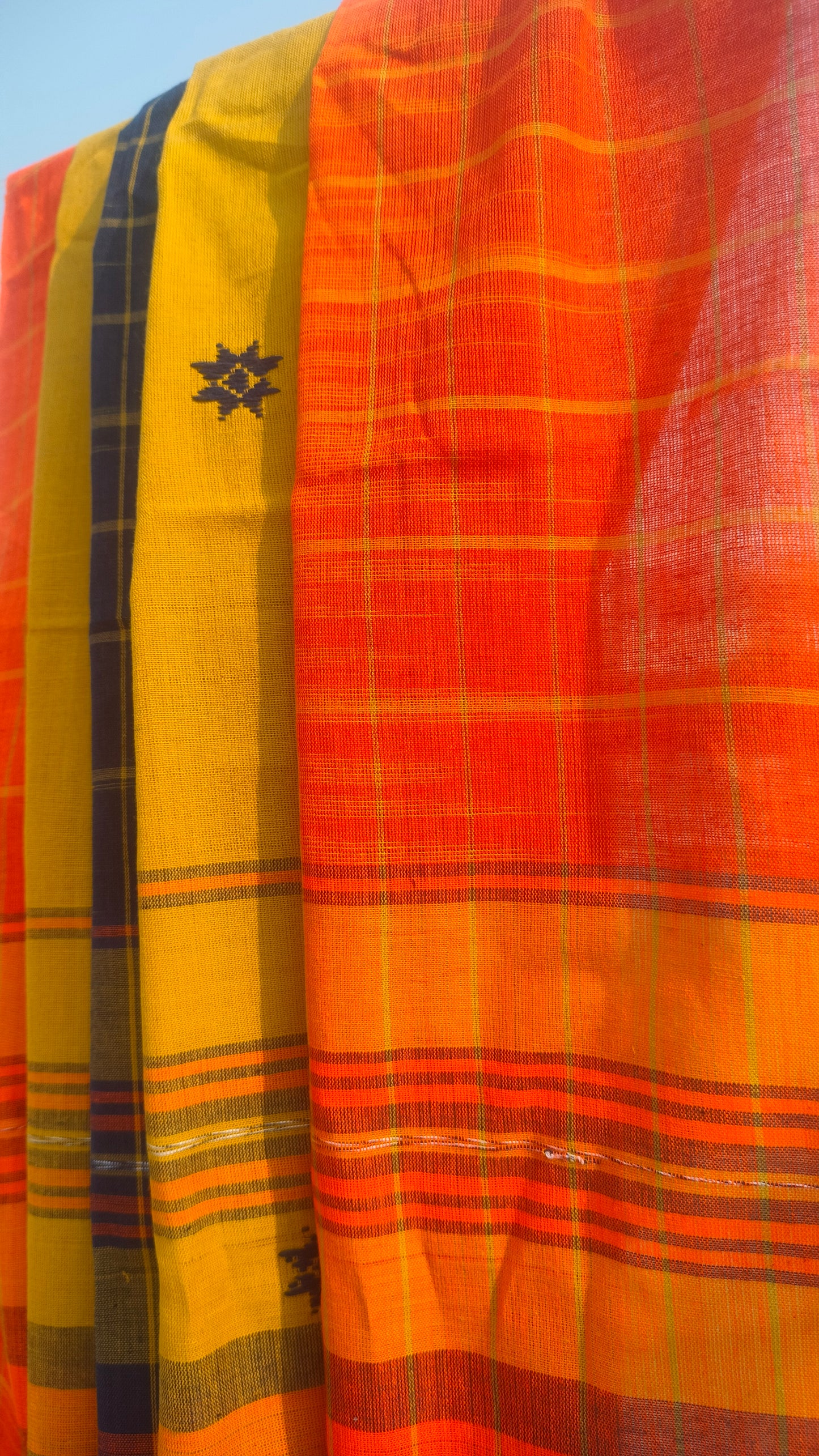 Roudro-Neel-Harit – Multi-colour Dhonekhali Handloom Cotton Saree