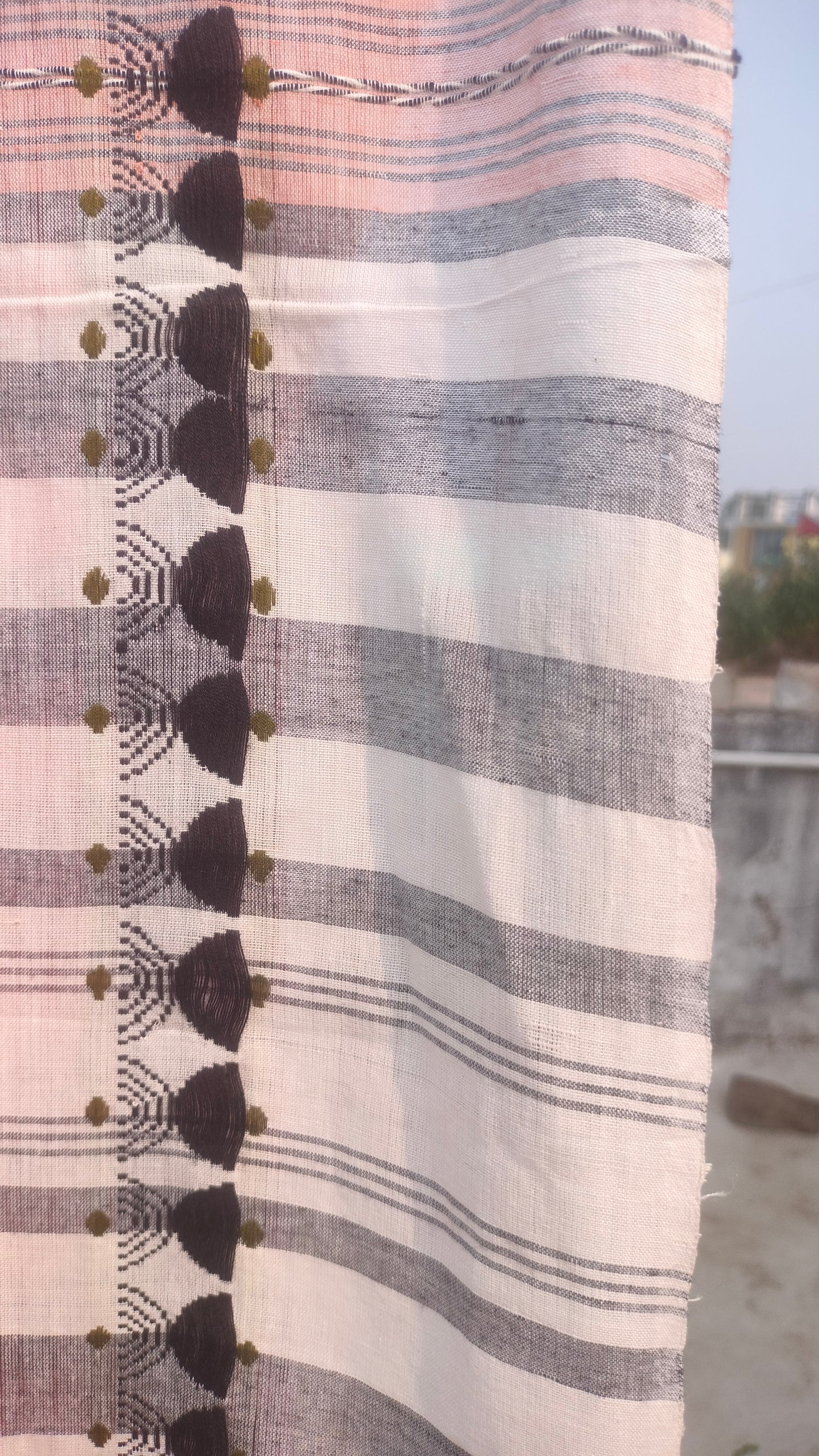 Snigdho Rong – Peach Dhonekhali Handloom Cotton Saree