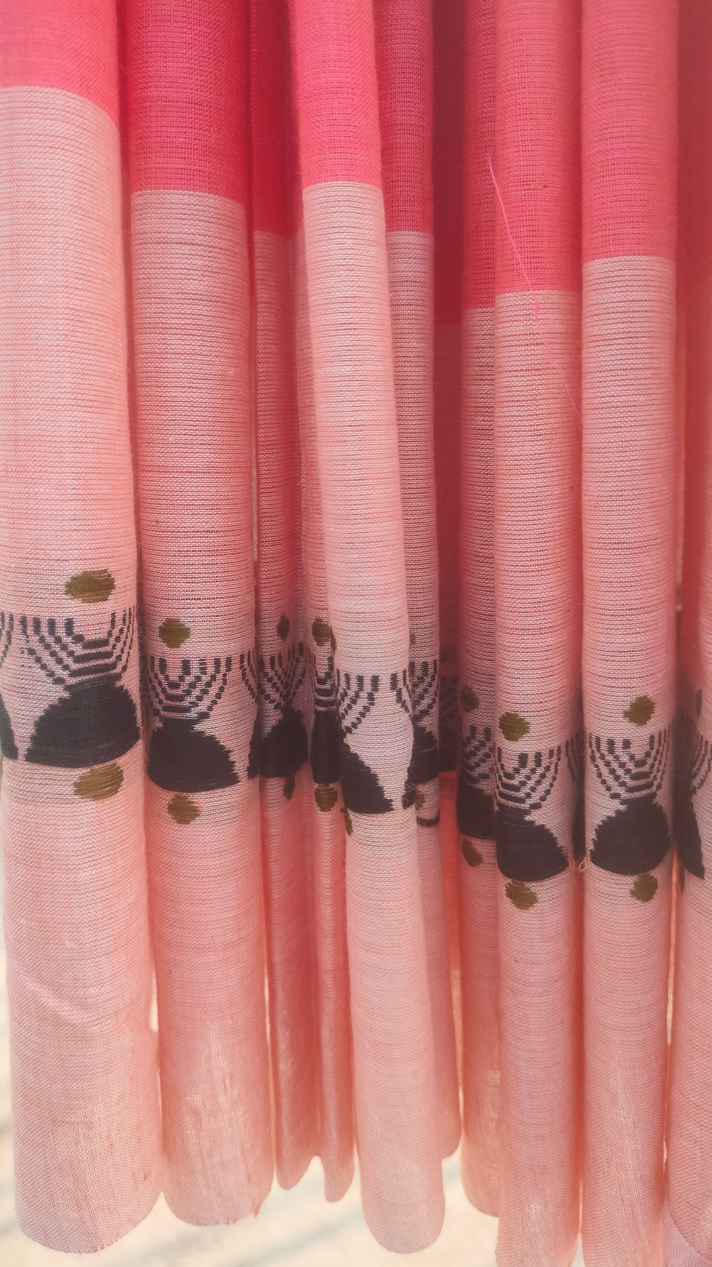 Snigdho Rong – Peach Dhonekhali Handloom Cotton Saree