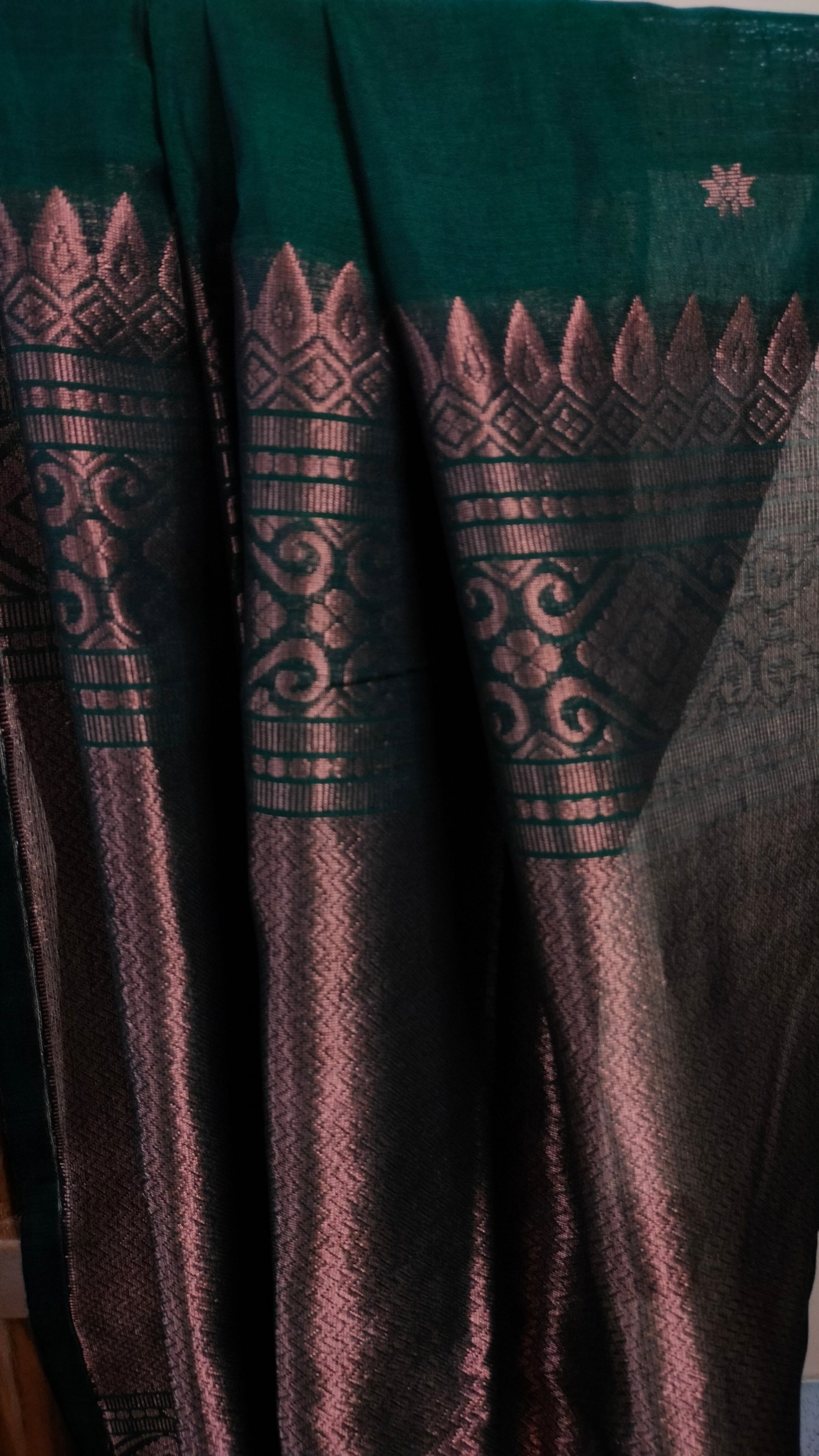 Green saree, mercerized cotton saree, with copper zari work, Bengal handloom
